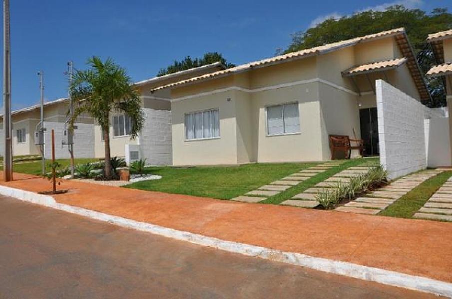Fachada do Condomínio Parque Aroeira no Jardim Guanabara II, goiania