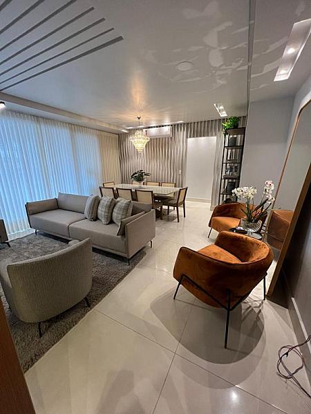Living do Francisco Malheiros no Setor Bueno, goiania